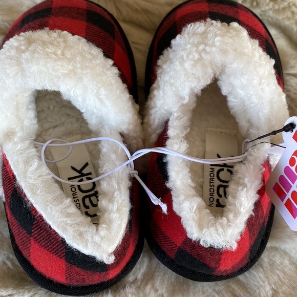 NWT Toddler moccasins/slipper red buffalo plaid, size 9/10 - Picture 4 of 4